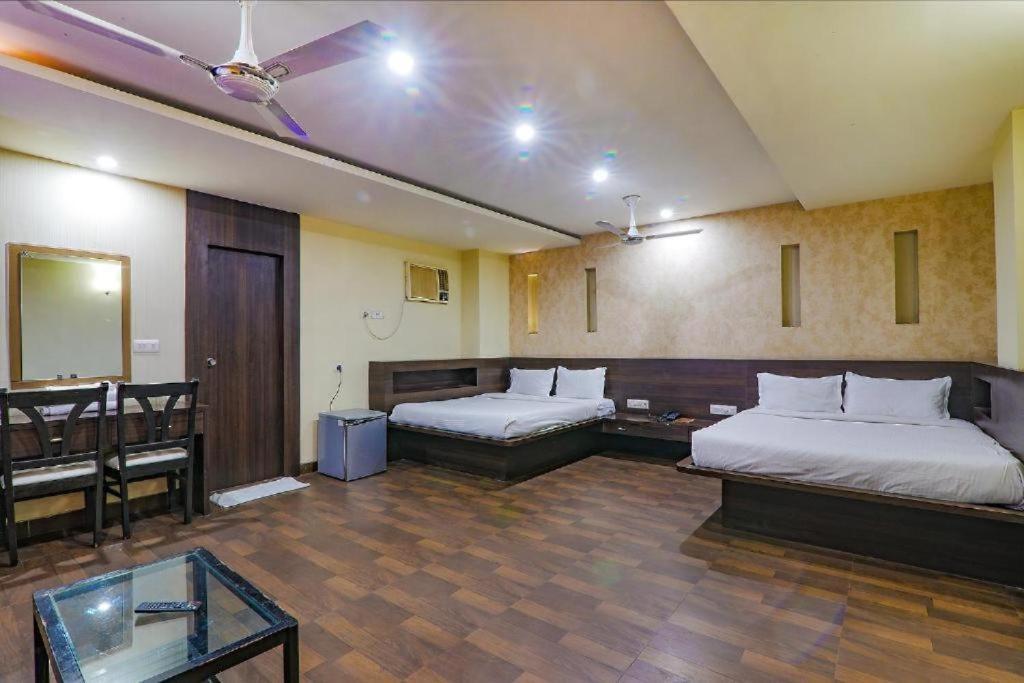 Shelter Hotel Lucknow Exterior foto