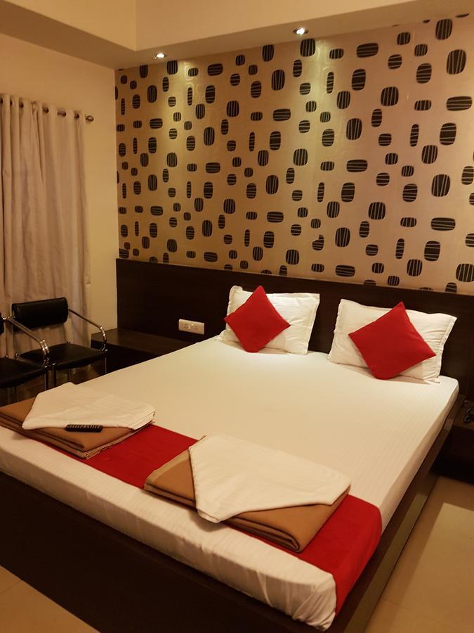 Shelter Hotel Lucknow Exterior foto